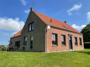Polderhuys Sluisse Veer